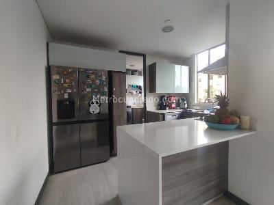 Apartamento de 3 alcobas en venta en El Poblado, Medellín, 149 m² · foto 5 de 15