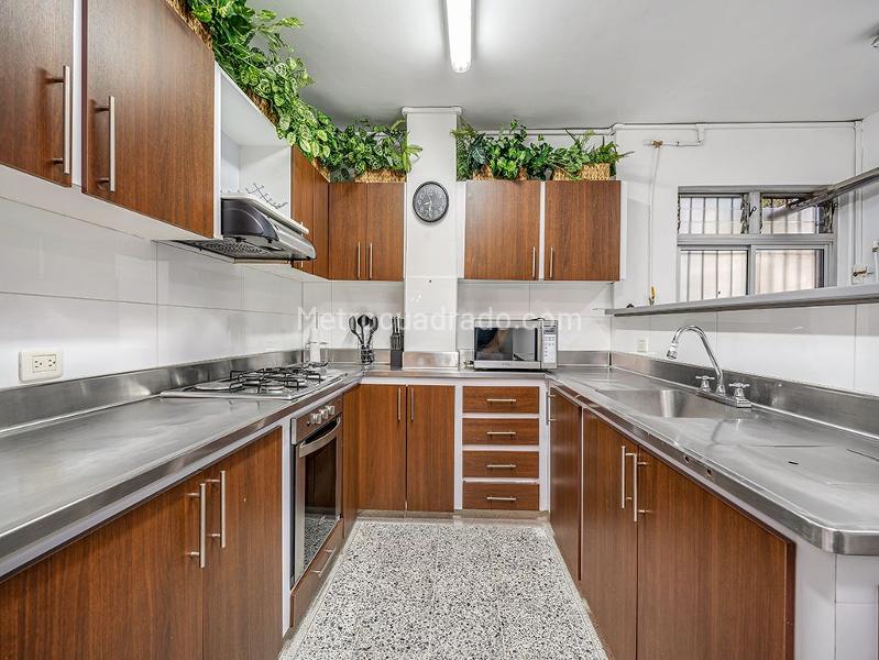 Furnished 3BR Apartment with 3 Baths in El Poblado - 6