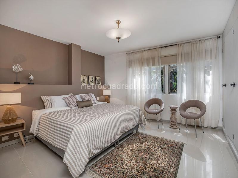 Furnished 3BR Apartment with 3 Baths in El Poblado - 8