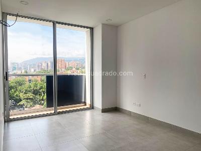Apartamento de 2 alcobas en arriendo en El Poblado, Medellín, 74 m² · foto 12 de 15