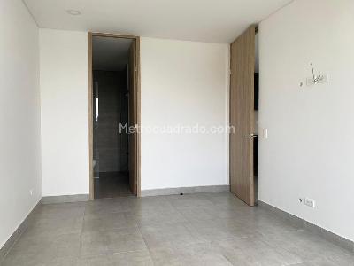 Apartamento de 2 alcobas en arriendo en El Poblado, Medellín, 74 m² · foto 9 de 15