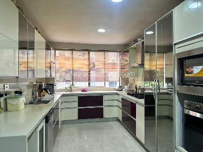Apartamento de 4 alcobas en venta en El Poblado, Medellín, 452 m² · foto 10 de 18