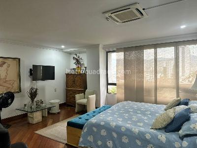 Apartamento de 4 alcobas en venta en El Poblado, Medellín, 452 m² · foto 14 de 18