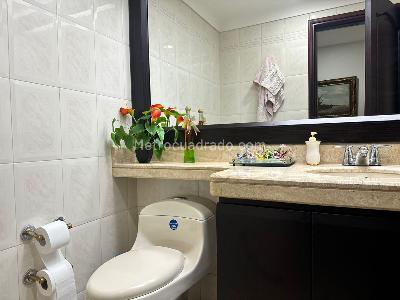 Apartamento de 4 alcobas en venta en El Poblado, Medellín, 452 m² · foto 15 de 18