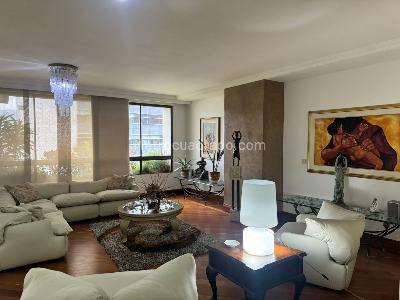 Apartamento de 4 alcobas en venta en El Poblado, Medellín, 452 m² · foto 2 de 18