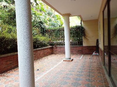 Casa de 5 alcobas en venta en Envigado, Envigado, 237 m² · foto 19 de 19