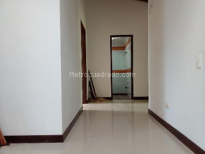 Casa de 5 alcobas en venta en Envigado, Envigado, 237 m² · foto 8 de 19