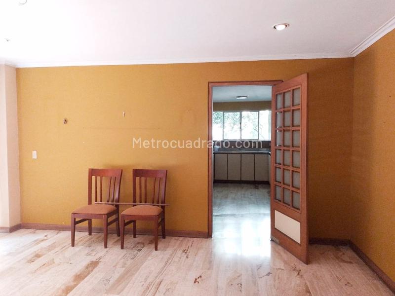 Spacious 3BR Apartment in El Poblado - 5