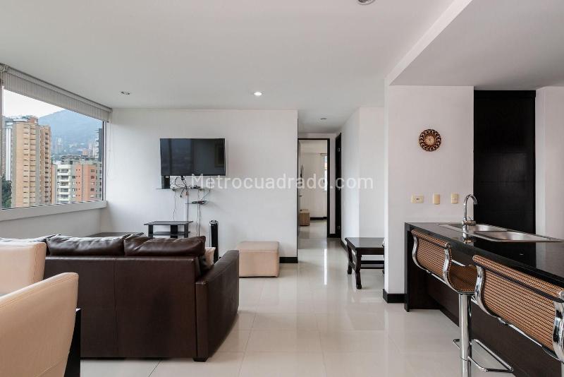 Furnished 2BR Apartment Near Shopping in El Poblado - 3