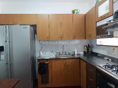 Casa de 3 alcobas en venta en El Poblado, Medellín, 249 m² · foto 7 de 20
