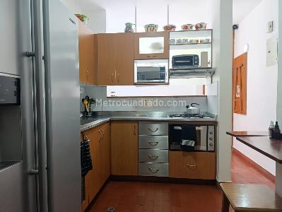 Casa de 3 alcobas en venta en El Poblado, Medellín, 249 m² · foto 8 de 20