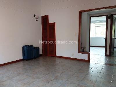 Casa de 3 alcobas en venta en Envigado, Envigado, 280 m² · foto 10 de 20