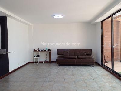 Casa de 3 alcobas en venta en Envigado, Envigado, 280 m² · foto 2 de 20