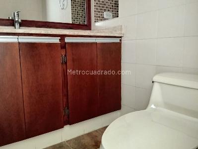 Apartamento de 3 alcobas en arriendo en Las Lomas, Medellín, 134 m² · foto 15 de 15