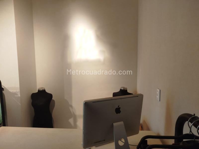 Oficina en Arriendo, EL POBLADO, Medellín - Más
