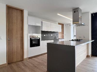 Apartamento de 3 alcobas en venta en Rionegro, Rionegro, 173 m² · foto 4 de 16