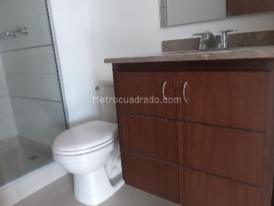 Apartamento de 2 alcobas en arriendo en Villa Carlota, Medellín, 80 m² · foto 13 de 14