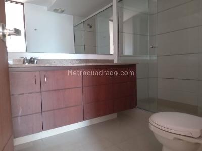 Apartamento de 2 alcobas en arriendo en Villa Carlota, Medellín, 80 m² · foto 14 de 14