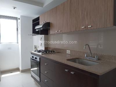 Apartamento de 2 alcobas en arriendo en Villa Carlota, Medellín, 80 m² · foto 5 de 14