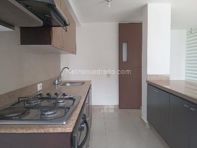 Apartamento de 2 alcobas en arriendo en Villa Carlota, Medellín, 80 m² · foto 6 de 14