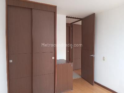 Apartamento de 2 alcobas en arriendo en Villa Carlota, Medellín, 80 m² · foto 9 de 14