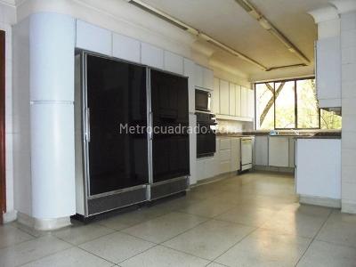 Apartamento de 4 alcobas en venta en El Poblado, Medellín, 452 m² · foto 6 de 20