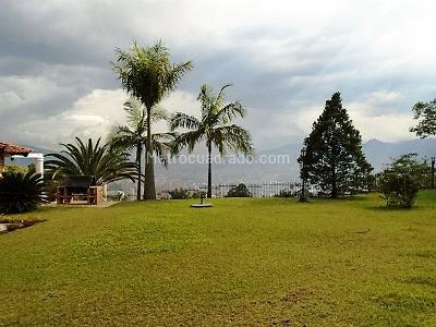 Casa de 3 alcobas en venta en El Poblado, Medellín, 500 m² · foto 20 de 20