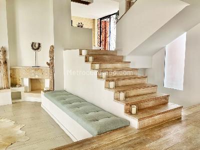 Casa de 5 alcobas en venta en El Poblado, Medellín, 385 m² · foto 2 de 17