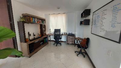 Apartamento de 3 alcobas en venta en El Poblado, Medellín, 200 m² · foto 10 de 20