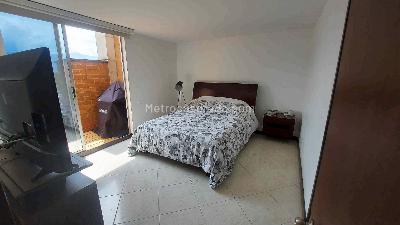 Apartamento de 3 alcobas en venta en El Poblado, Medellín, 200 m² · foto 12 de 20