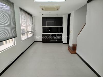 Office for rent in EL POBLADO, Medellín