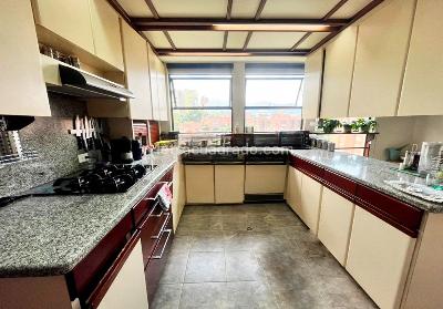 Apartamento de 4 alcobas en venta en El Poblado, Medellín, 332 m² · foto 7 de 13
