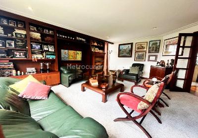 Apartamento de 4 alcobas en venta en El Poblado, Medellín, 332 m² · foto 9 de 13