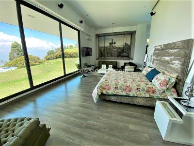 Casa de 4 alcobas en venta en Envigado, Envigado, 700 m² · foto 11 de 16