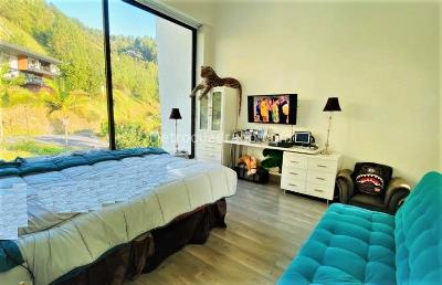 Casa de 4 alcobas en venta en Envigado, Envigado, 700 m² · foto 12 de 16