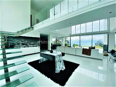 Casa de 4 alcobas en venta en Envigado, Envigado, 700 m² · foto 2 de 16