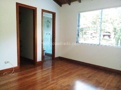 Casa de 4 alcobas en venta en El Poblado, Medellín, 400 m² · foto 15 de 20