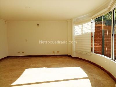 Casa de 4 alcobas en venta en El Poblado, Medellín, 400 m² · foto 4 de 20