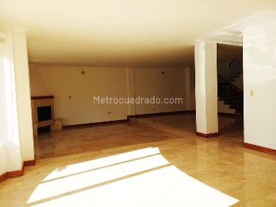 Casa de 4 alcobas en venta en El Poblado, Medellín, 400 m² · foto 5 de 20