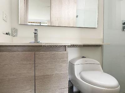 Apartamento de 3 alcobas en venta en Castropol, Medellín, 168 m² · foto 19 de 20