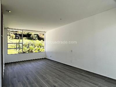 Casa de 3 alcobas en venta en Rionegro, Rionegro, 430 m² · foto 8 de 19