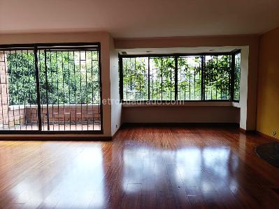 Casa de 3 alcobas en venta en El Poblado, Medellín, 220 m² · foto 5 de 20