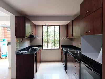Casa de 3 alcobas en venta en El Poblado, Medellín, 220 m² · foto 7 de 20