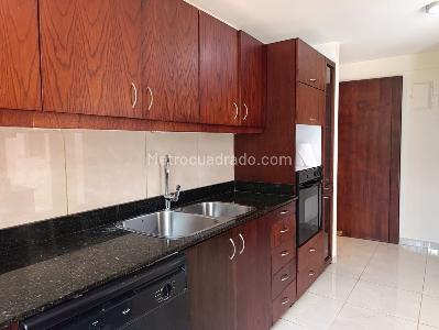 Casa de 3 alcobas en venta en El Poblado, Medellín, 220 m² · foto 8 de 20
