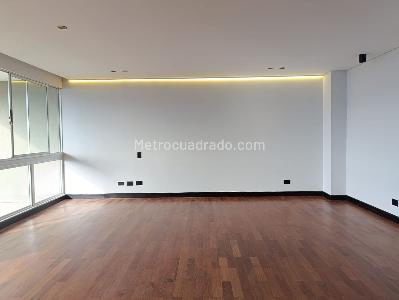 Apartamento en venta en El Poblado, Medellín · foto 10 de 20