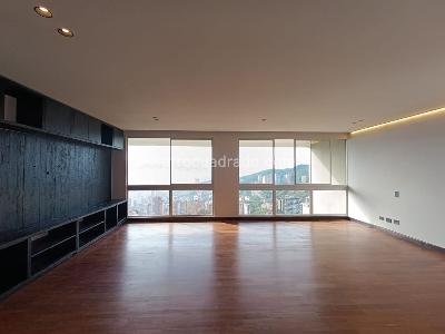 Apartamento en venta en El Poblado, Medellín · foto 11 de 20