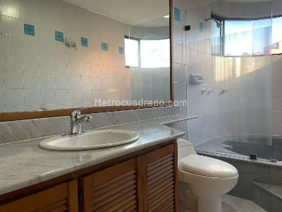 Apartamento de 3 alcobas en venta en Los Balsos, Medellín, 200 m² · foto 18 de 20