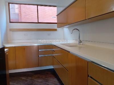 Apartamento de 3 alcobas en arriendo en San Lucas, Medellín, 180 m² · foto 6 de 20
