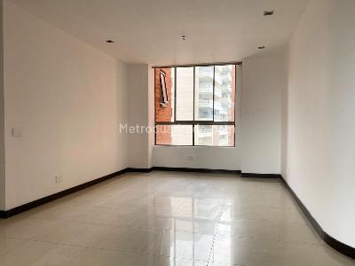 Apartamento de 3 alcobas en arriendo en El Poblado, Medellín, 154 m² · foto 11 de 19