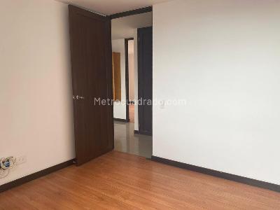 Apartamento de 3 alcobas en arriendo en El Poblado, Medellín, 154 m² · foto 12 de 19